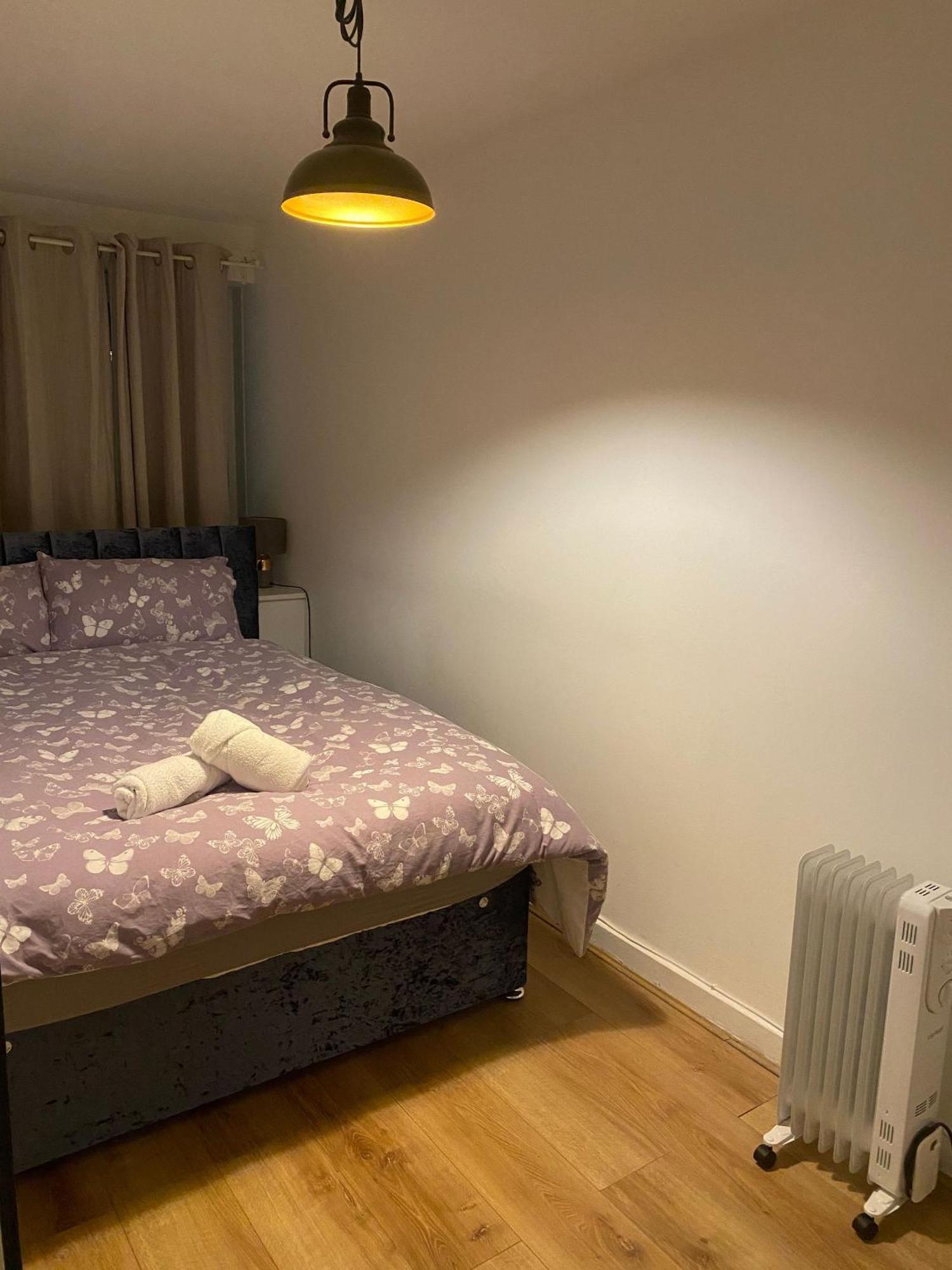 Luxurious Tottenham Court Road Charingcross Leicester Square * Londra