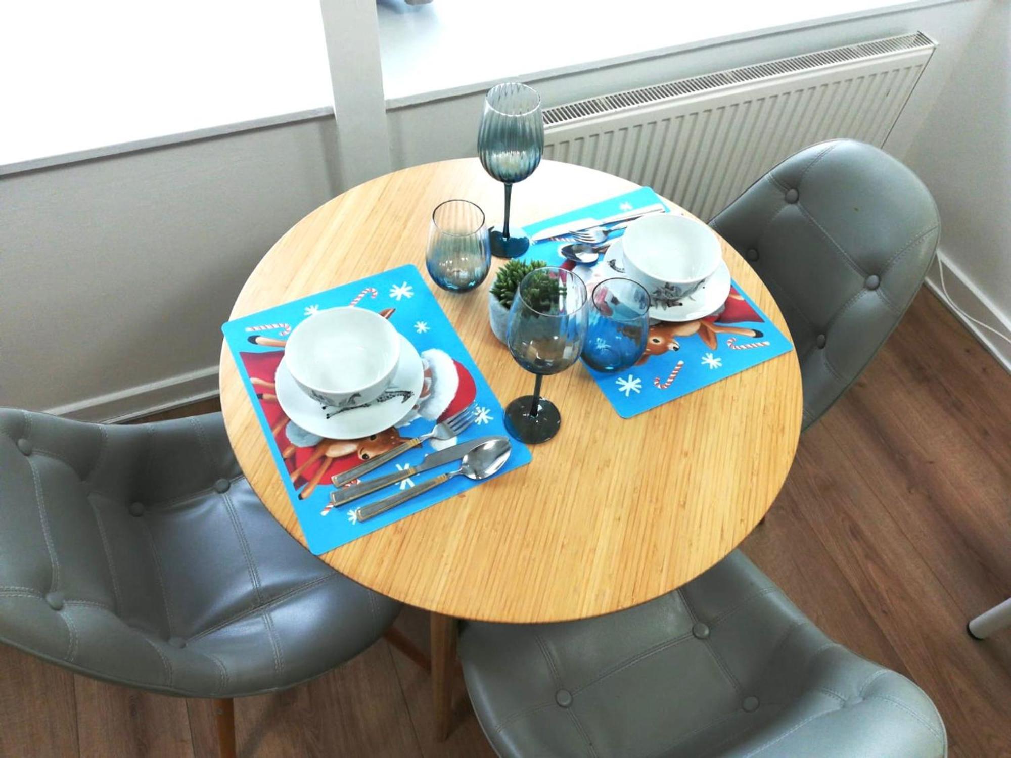 Luxurious Tottenham Court Road Charingcross Leicester Square * Londra